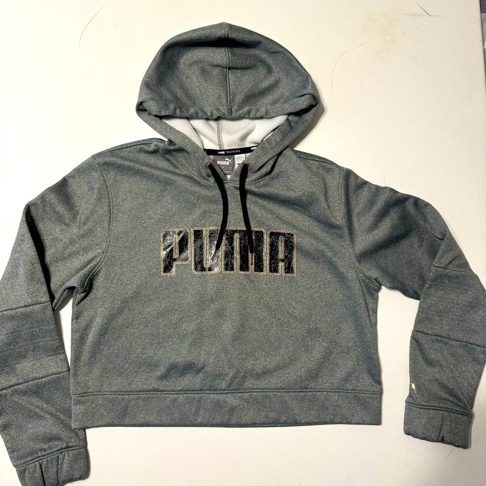 Puma training hoodie crop style